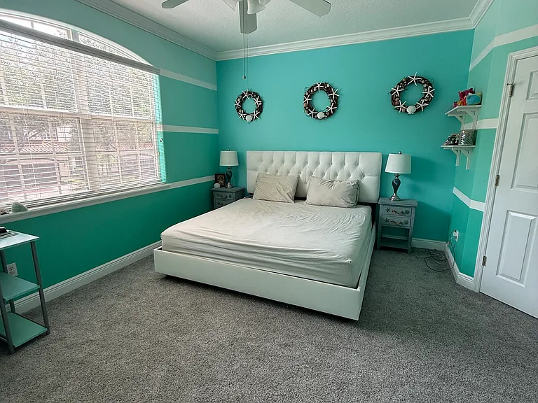 8228 Tivoli Dr — Photo 33