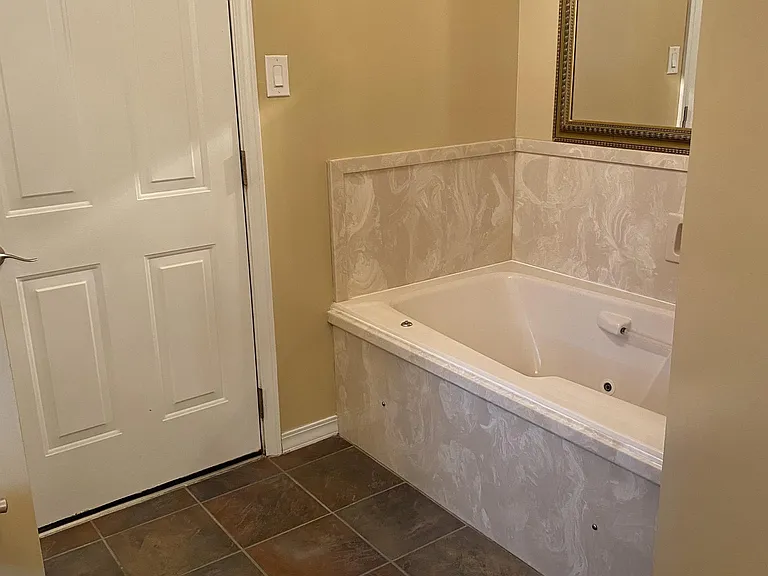 1624 Glendale Rd — Photo 6