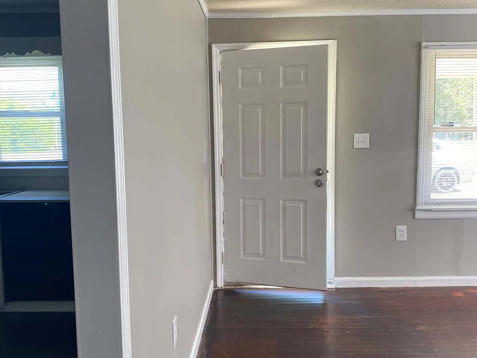 2 bed, $1,250 — Photo 2