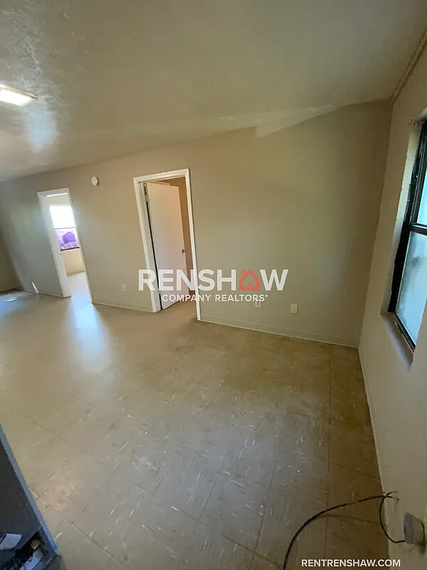 2 bed, 1.0 bath, 775 sqft, $750 — Photo 3