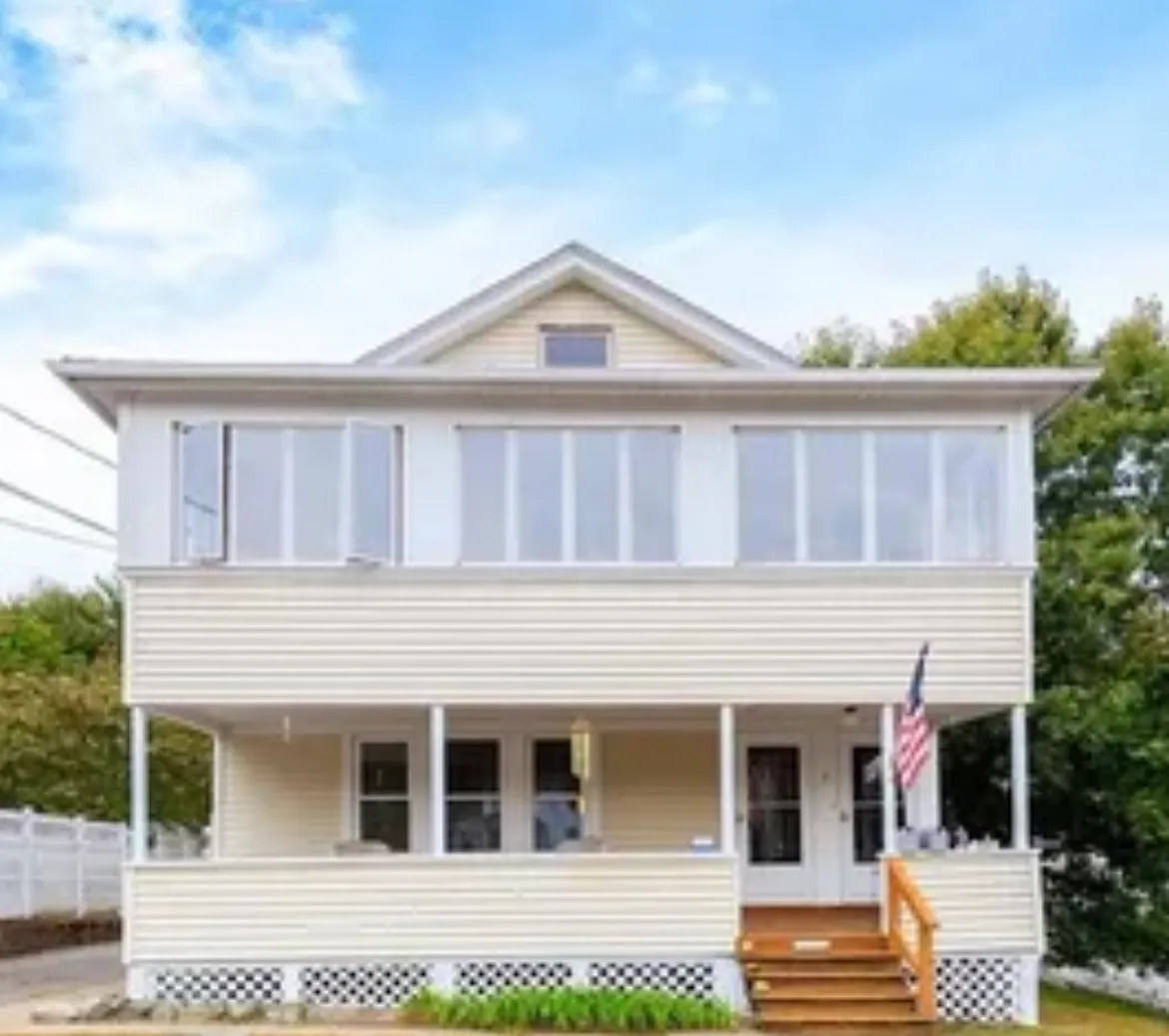 2 bed, $2,000 — Photo 1