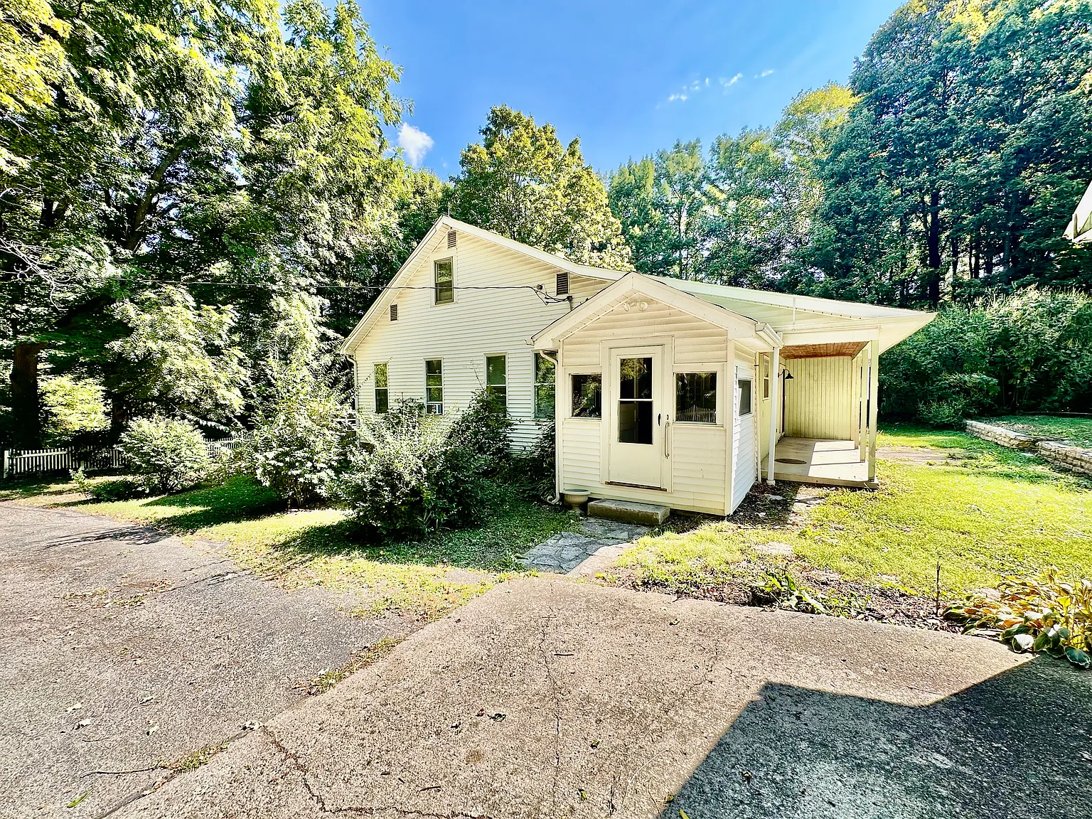 Lovely Country Home in Centerville — Photo 1