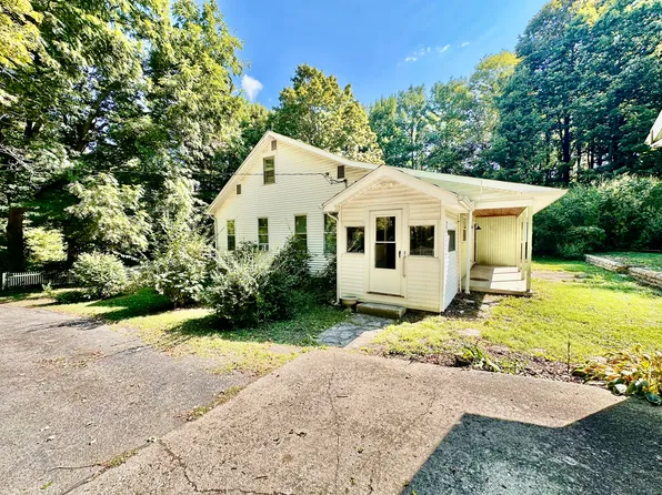 7115 Tice Rd, Centerville, IN 47330