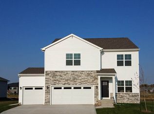 7616 NW 94th Ct, Johnston, IA 50131