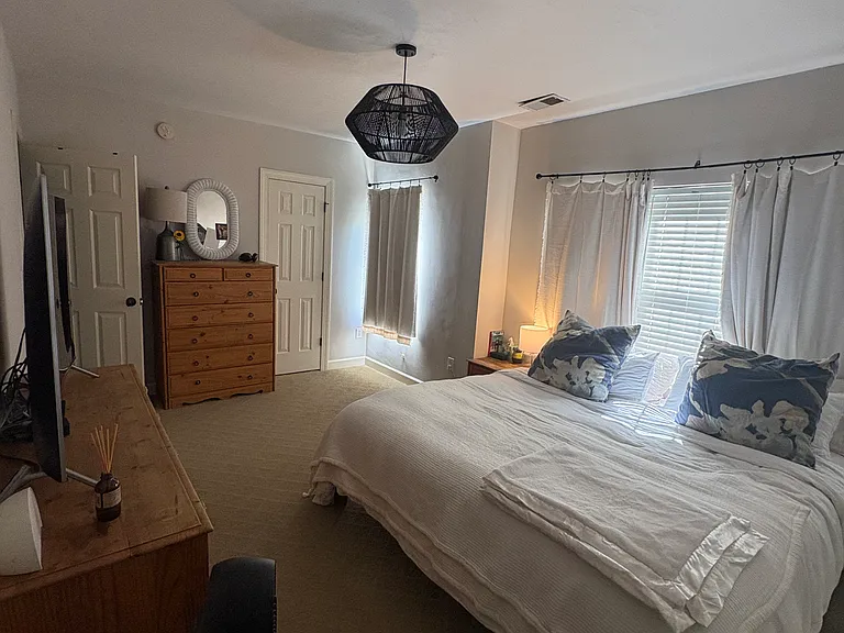 1109 Wake Forest Rd — Photo 23
