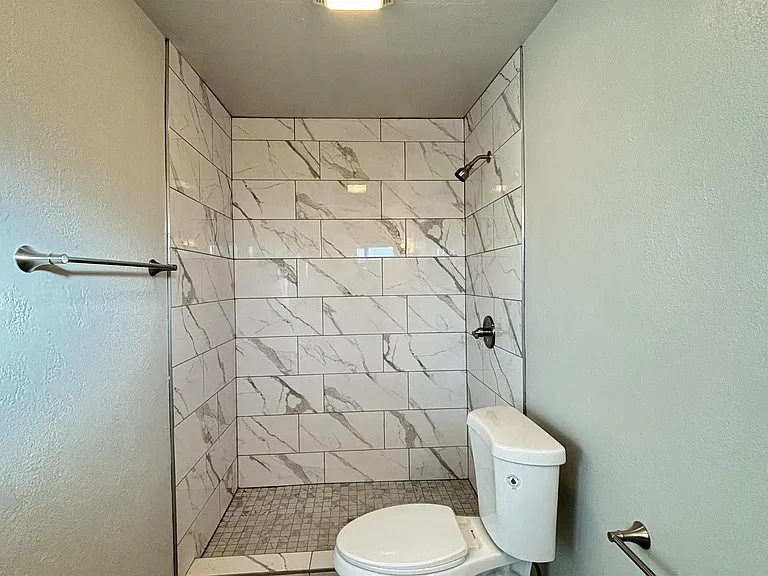 821 Olson St #B — Photo 16