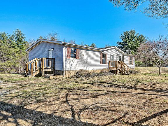 2nd image of 1155 Stonewall Rd