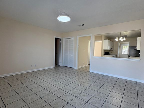 3rd image of 755 Burcale Rd. #K-1