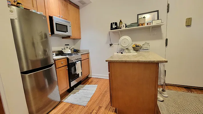 Rented by New York Dwellings LLC | media 3