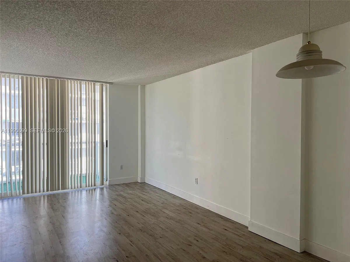 Building Photo - 5091 NW 7th St #1010
