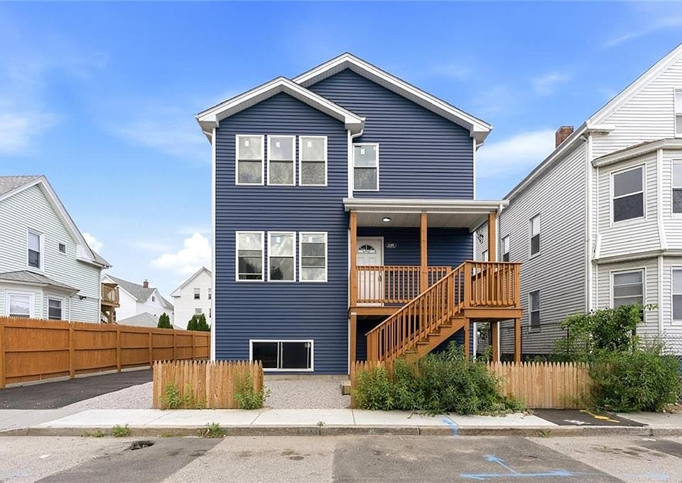 1st image of 139 Benedict St