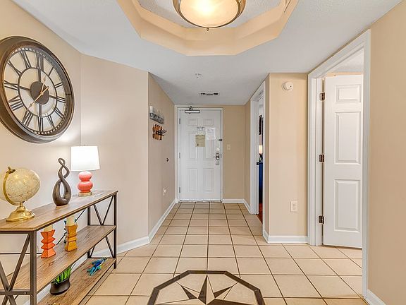 4th image of 2151 Bridge View Ct. #2-202