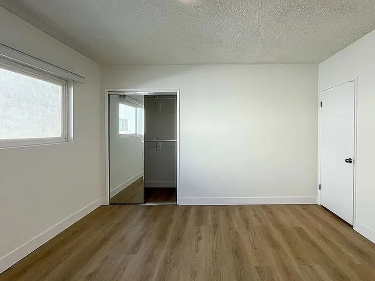 3505 Emerald St — Photo 31