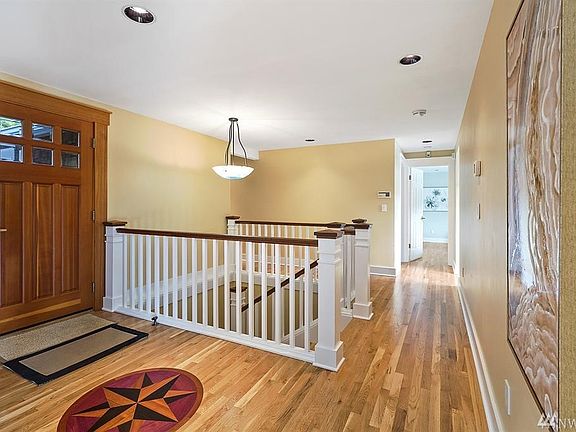 4th image of 3009 White Cloud Ave NW