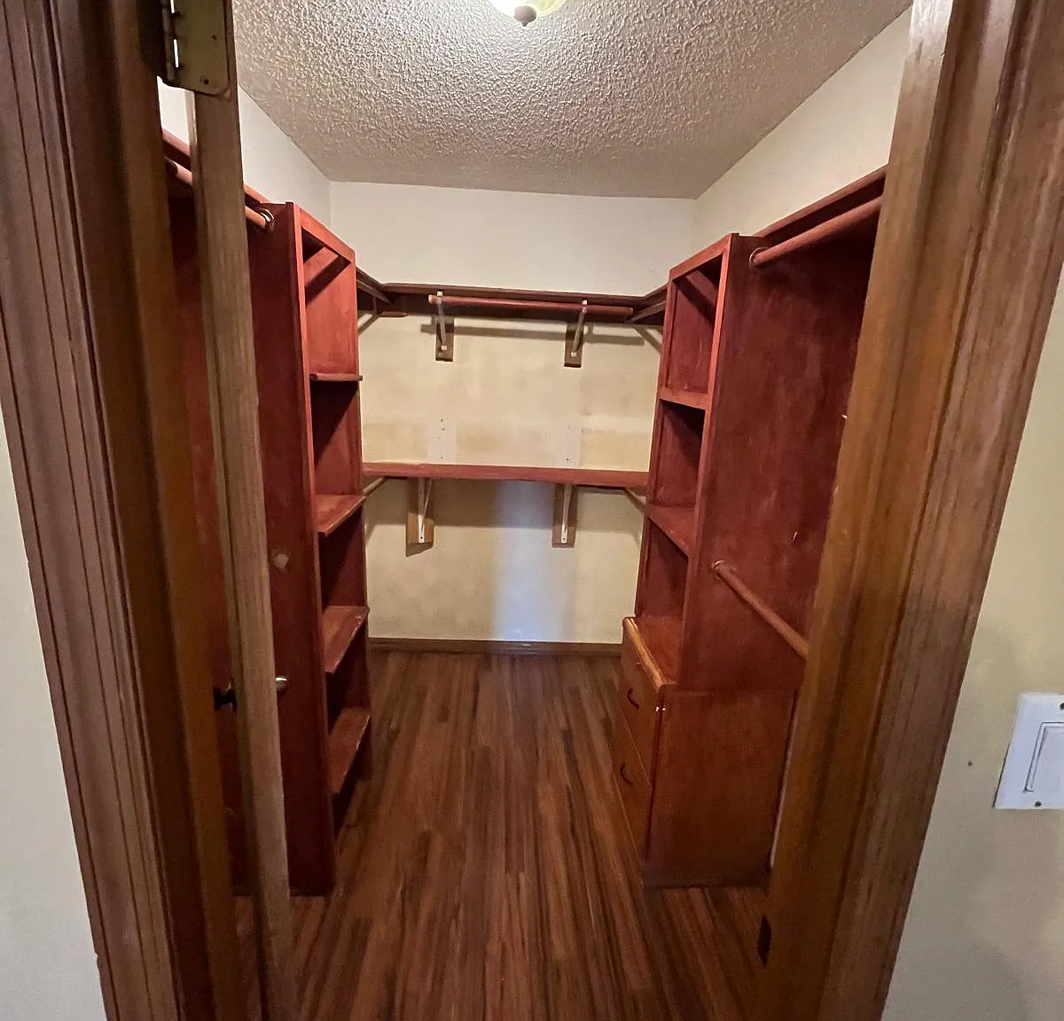 1 bed, 250 sqft, $900 — Photo 1