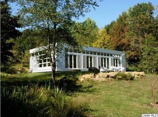 90 Welsh Hollow Ln, Sperryville, VA 22740
