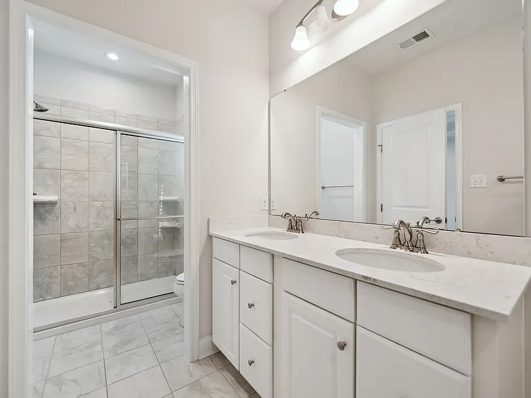 138 Seneca Pl — Photo 30