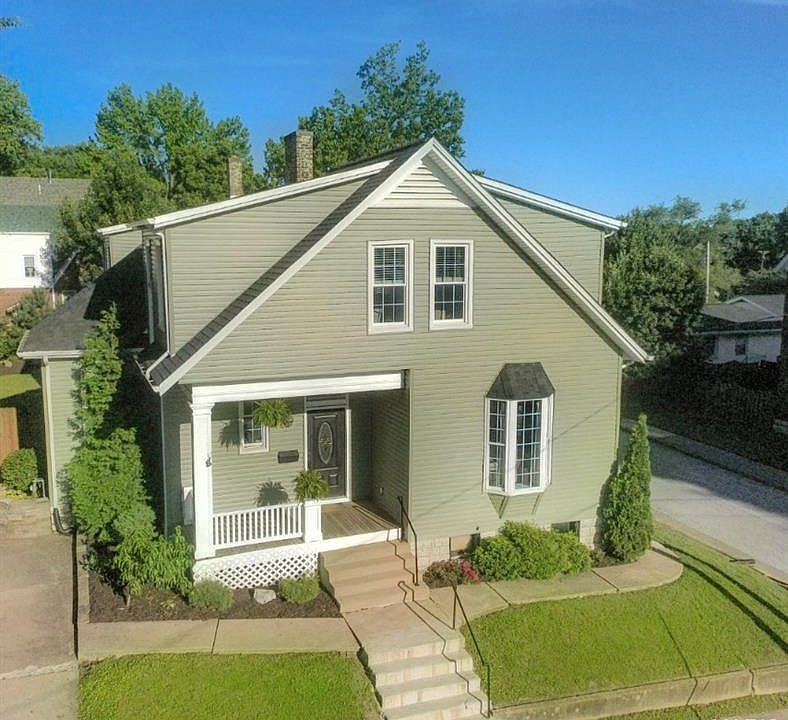 1st image of 330 S 6th St