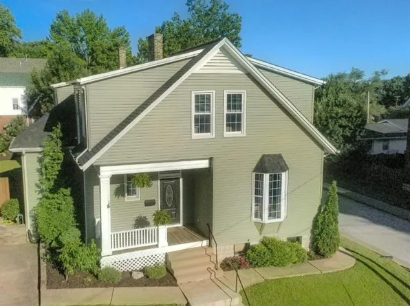 330 S 6th St, Saint Charles, MO 63301