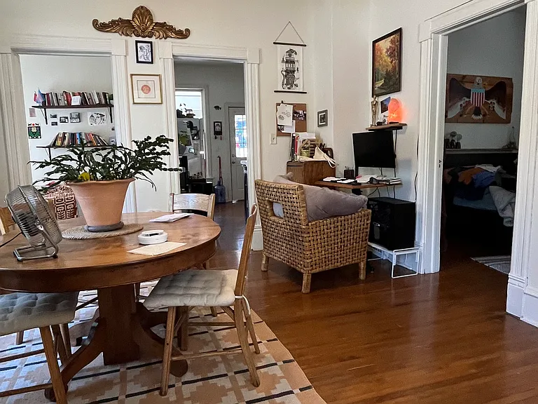 726 24th Ave NE #1 — Photo 6