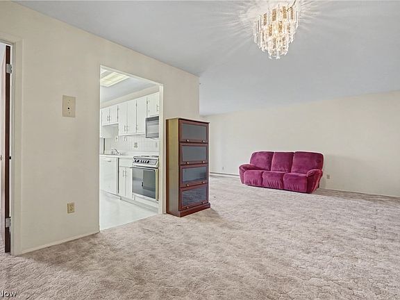 2nd image of 3064 Kent Rd APT 403