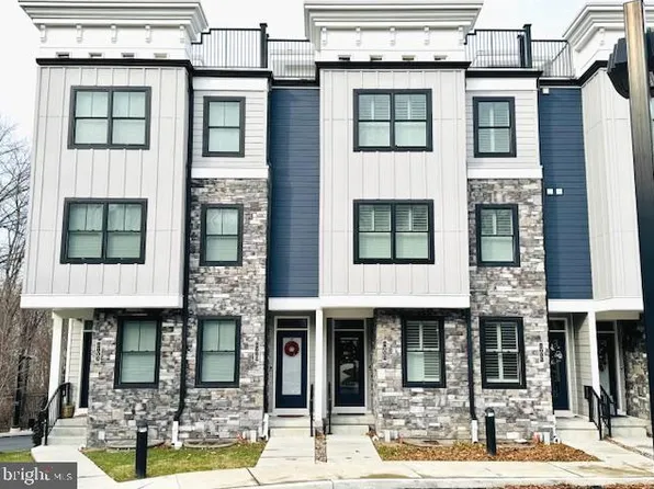 2001 Hyview Ter, Fort Washington, PA 19034