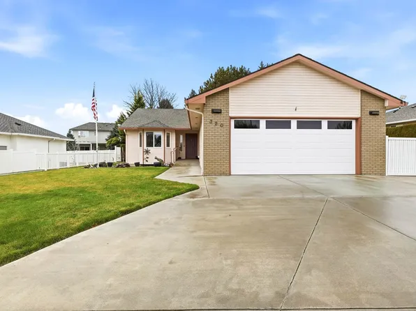 320 W Canyon Lakes Dr, Kennewick, WA 99337