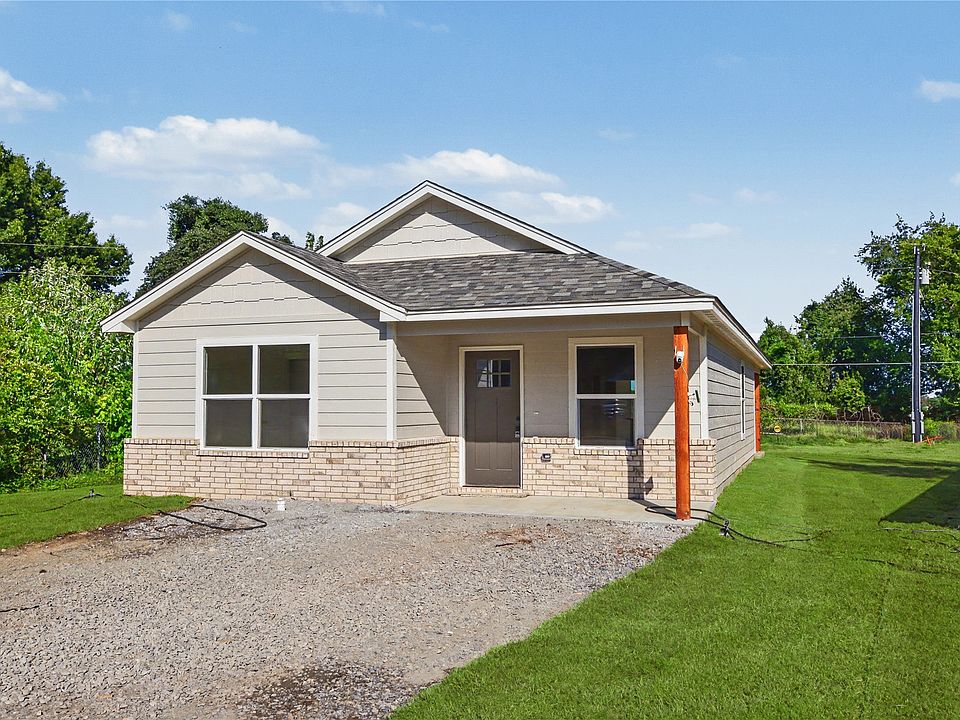 1st image of 418 Whittmore Dr #2
