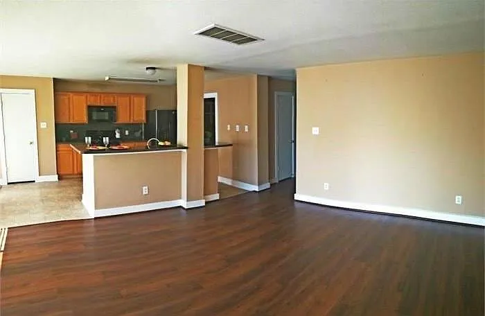 Building Photo - 1035 Grassy View Dr