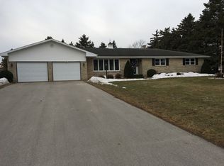 509 Church Rd, Luxemburg, WI 54217