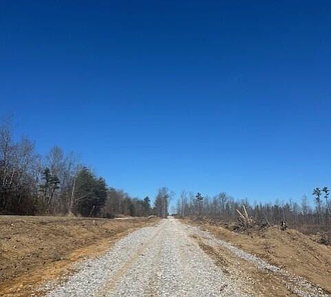 5th image of 4 50th Ave Tract 4