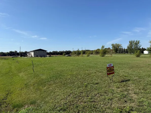 6209 Northern Ln, Minnewaukan, ND 58351