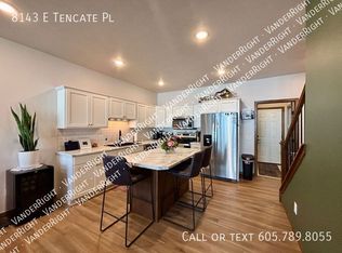 8143 E Tencate Pl, Sioux Falls, SD 57110