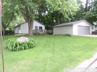2821 Bradford Ln, Mound, MN 55364