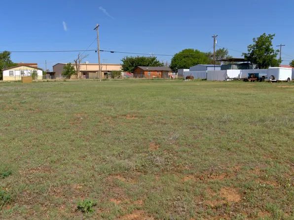 0 10th St, Ralls, TX 79357