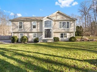 2 Ithaca Rd, New Fairfield, CT 06812