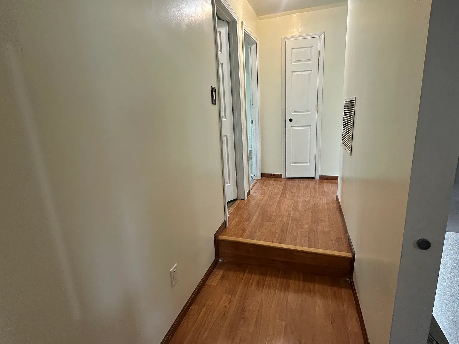 3 bed, 1500 sqft, $1,500 — Photo 2