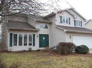803 Amy Dr, Mahomet, IL