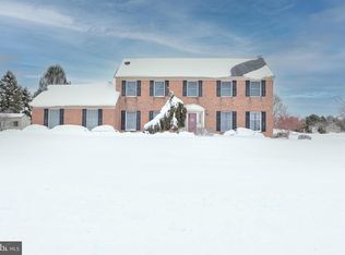 1407 Long Lane Rd, Lenhartsville, PA 19534