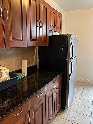 2nd image of 587 W 207th St #5EE