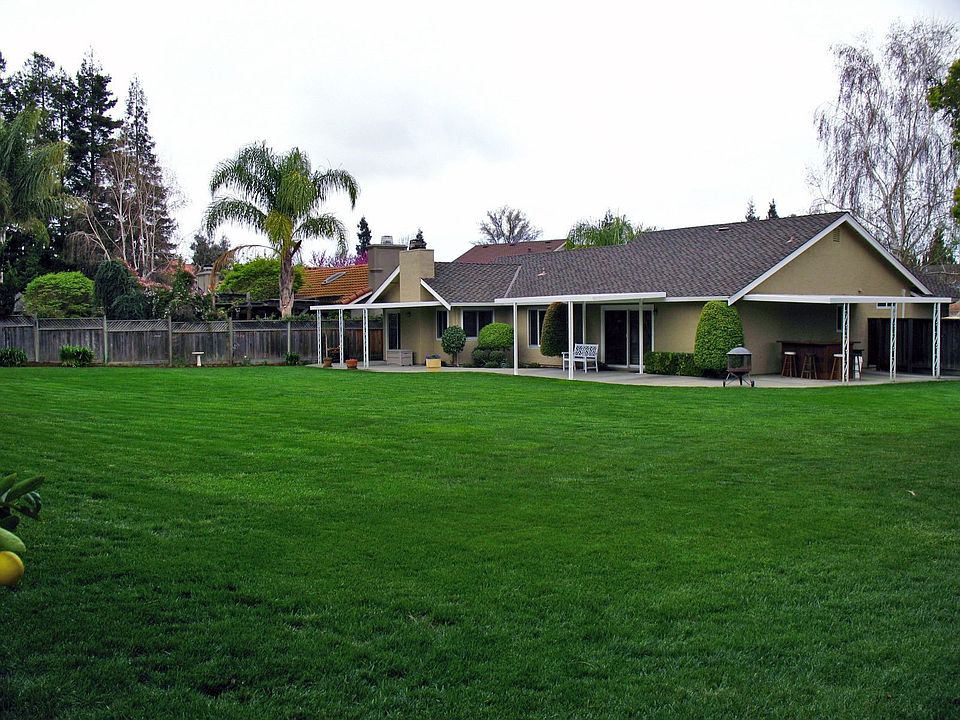 2nd image of 3139 Terra Cotta Ct