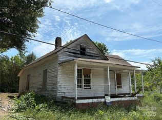 921 Loft Ln, Lancaster, SC 29720