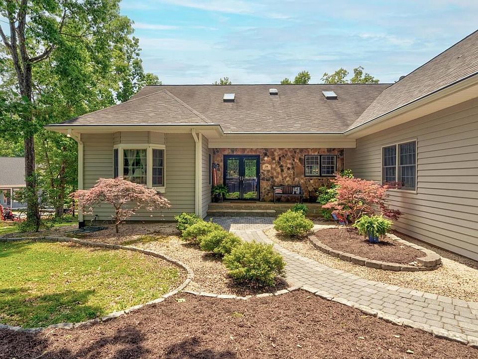 1st image of 24 Goat Island Ct