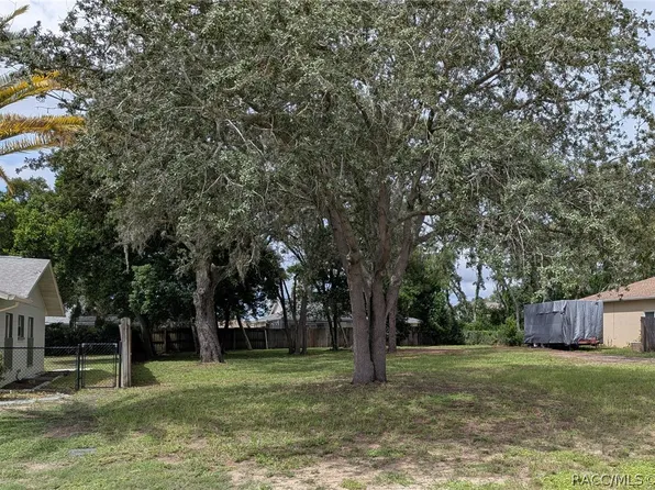 11077 Upton St, Spring Hill, FL 34608