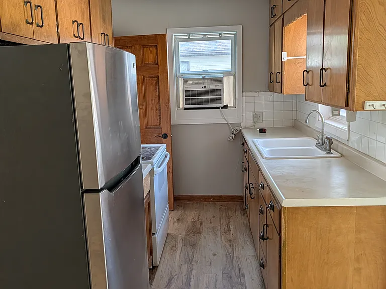 2019 N D St — Photo 2