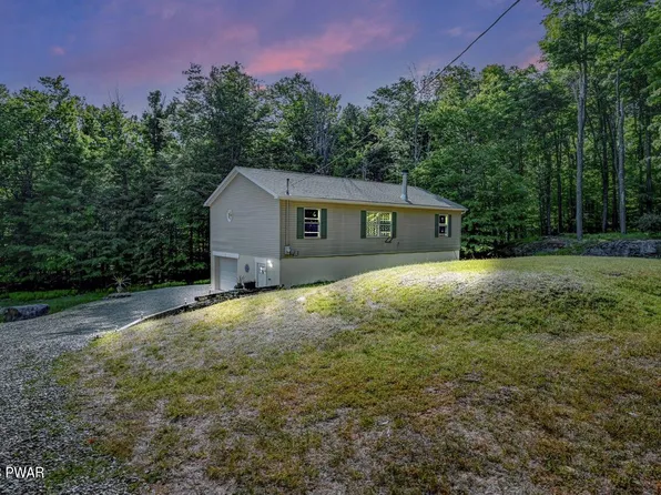 106 Orchard Ln, Greentown, PA 18426