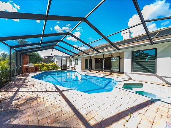 4th image of 11315 Torrey Pines Dr