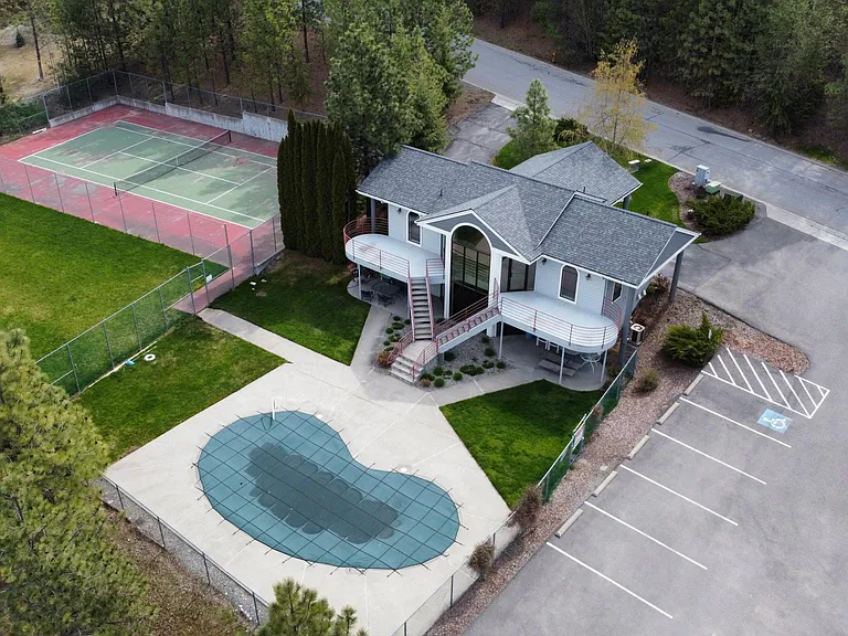 953 N Armstrong Dr — Photo 26