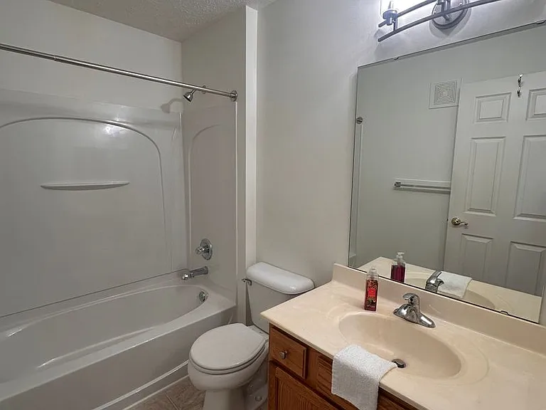 6500 Matalin Pl #310 — Photo 2