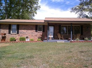 329 Webb Rd, Piney Flats, TN 37686